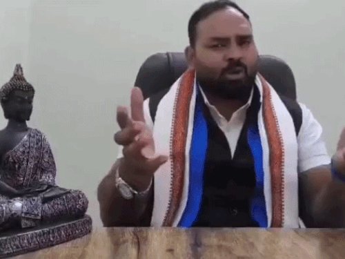 मुख्य चुनाव आयुक्त पर रवि गौतम का विवादित बयान:कहा- एक हत्या माफ हो तो गर्दन काट दूंगा, चुनाव आयोग पर लगाए गंभीर आरोप