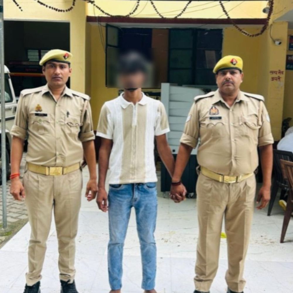 भदोही में गोवंश तस्करी गिरोह पर गैंगस्टर एक्ट:गैंग लीडर समेत 4 पर कार्रवाई, एक आरोपी गिरफ्तार