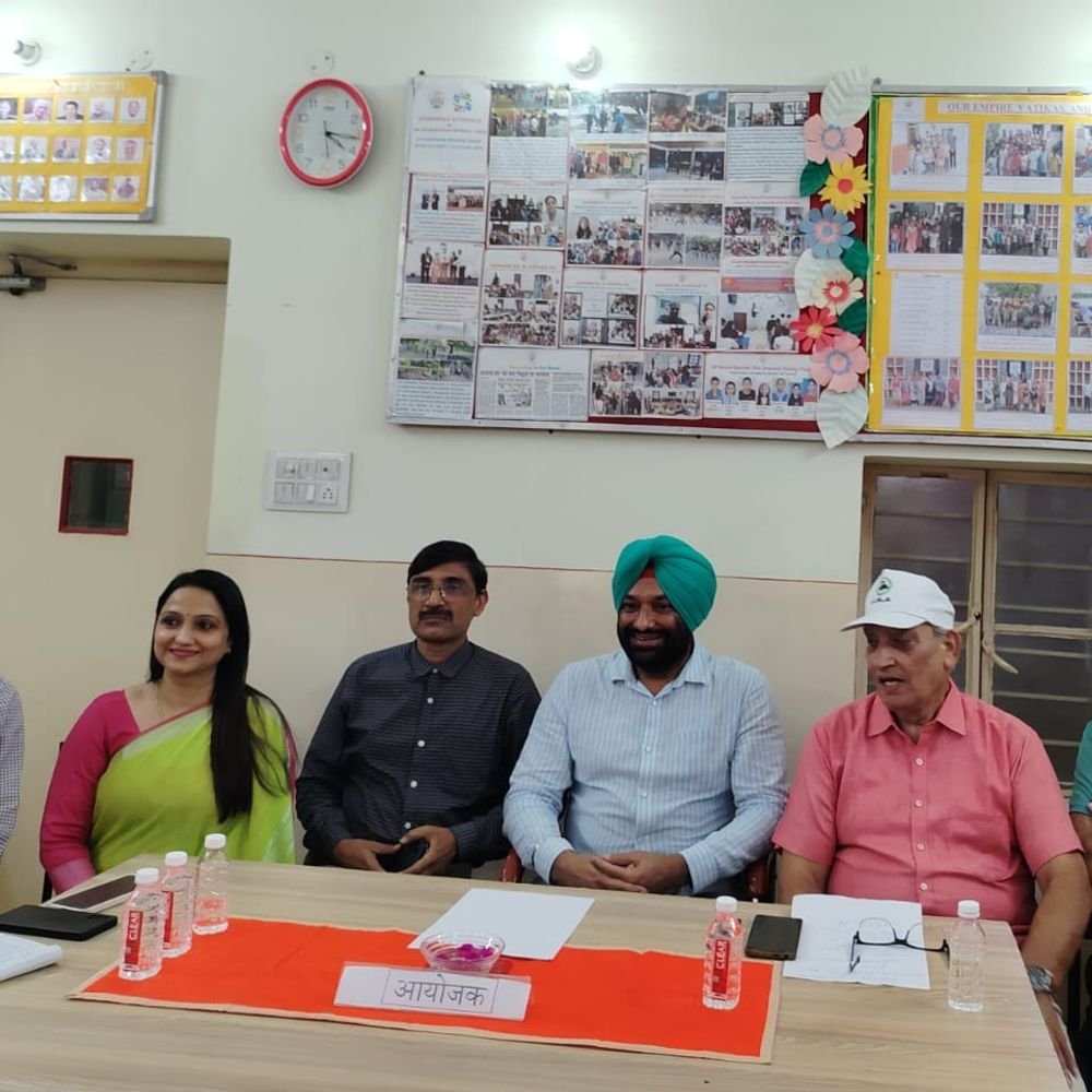 2 अक्टूबर को नेपाल से शुरू होगी ‘प्रकृति पथ’ यात्रा:3 हजार किमी साइकिल चलाकर प्रकृति बचाने का संदेश देंगे डॉ. अनिल जोशी, मेरठ में भी होगा स्वागत