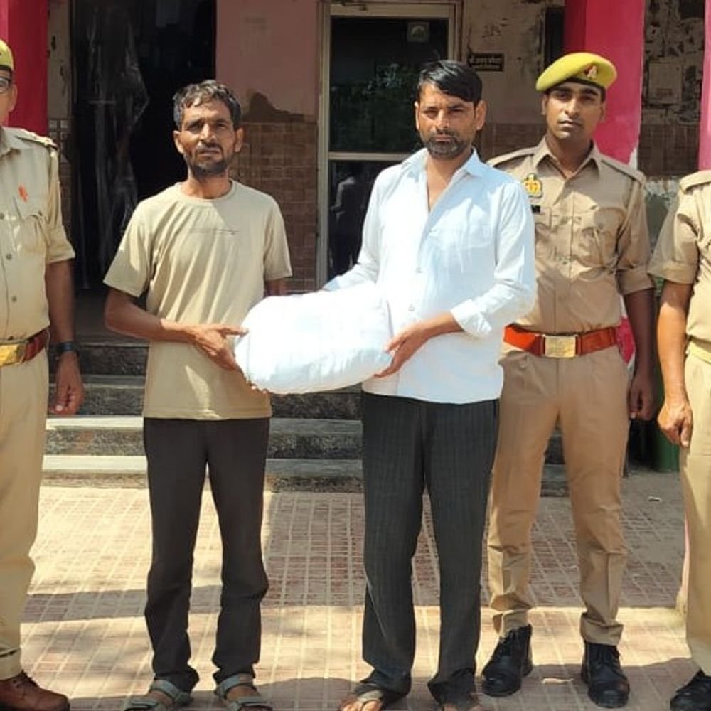 2 किलो गांजा और ट्रक के साथ दो तस्कर गिरफ्तार:किआ मोटर्स के पास चेकिंग में पकड़े गए
