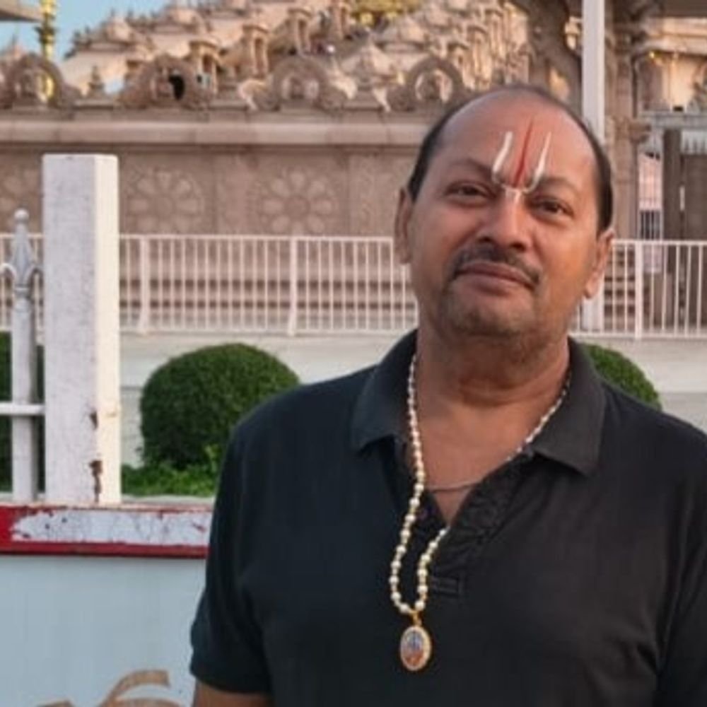 श्रीमद्भागवत कथा का शुभारंभ:दुर्गा मंदिर से मुख्य बाजार होकर निकलेगी भव्य कलश यात्रा, 7 अक्टूबर तक चलेगी कथा