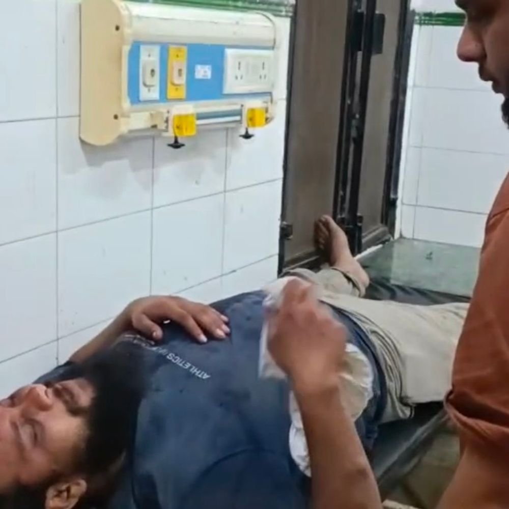 संभल में 1100 रुपए की उधारी को लेकर मारपीट,युवक घायल:दो भाइयों और मां पर मारपीट का आरोप, पुलिस जांच में जुटी
