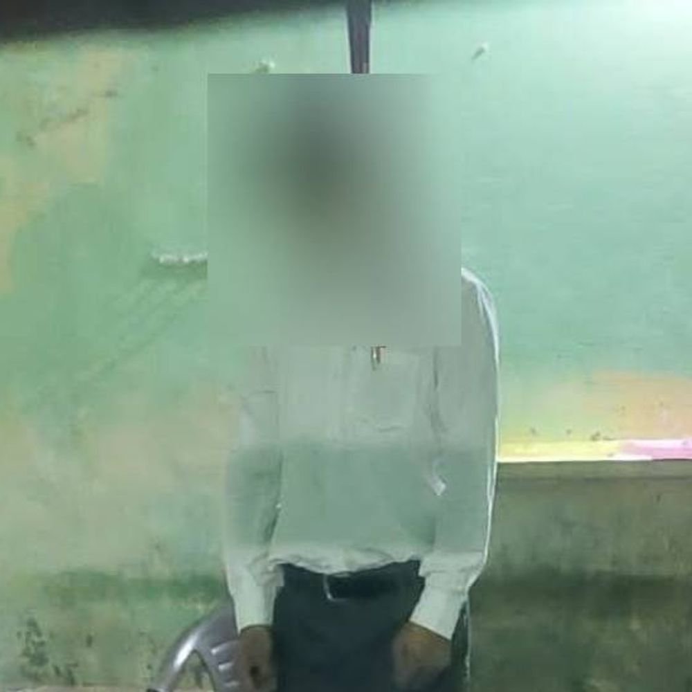 स्कूल संचालक का क्लासरूम में फंदे से लटका मिला शव:छुट्टी के बाद कार खड़ी देख ग्रामीणों ने पुलिस को सूचना दी