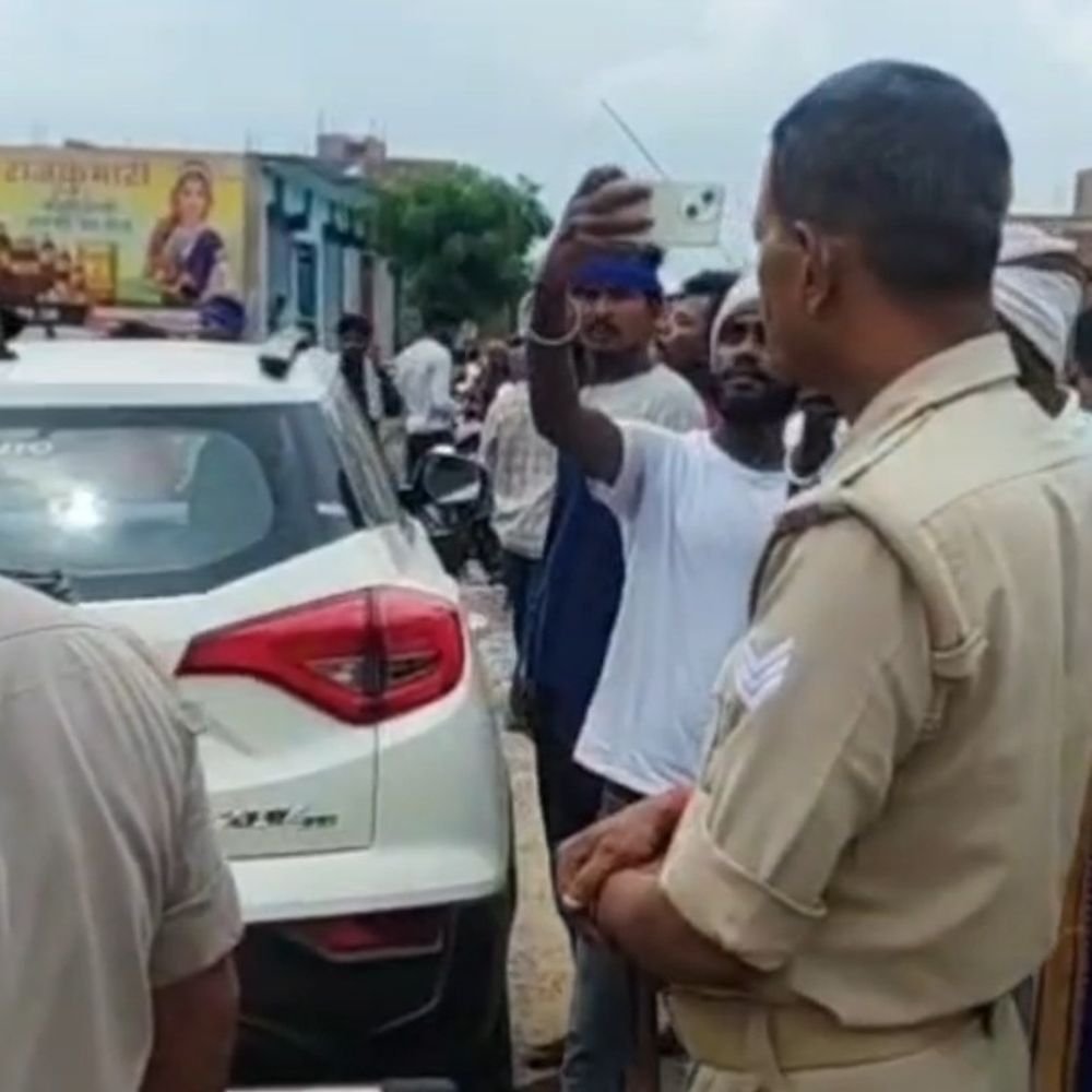 सोनूघाट से युवती को जबरन कार में बैठाकर ले गए:अपहरण का केस दर्ज, विरोध करने पर कार छोड़कर भागे आरोपी