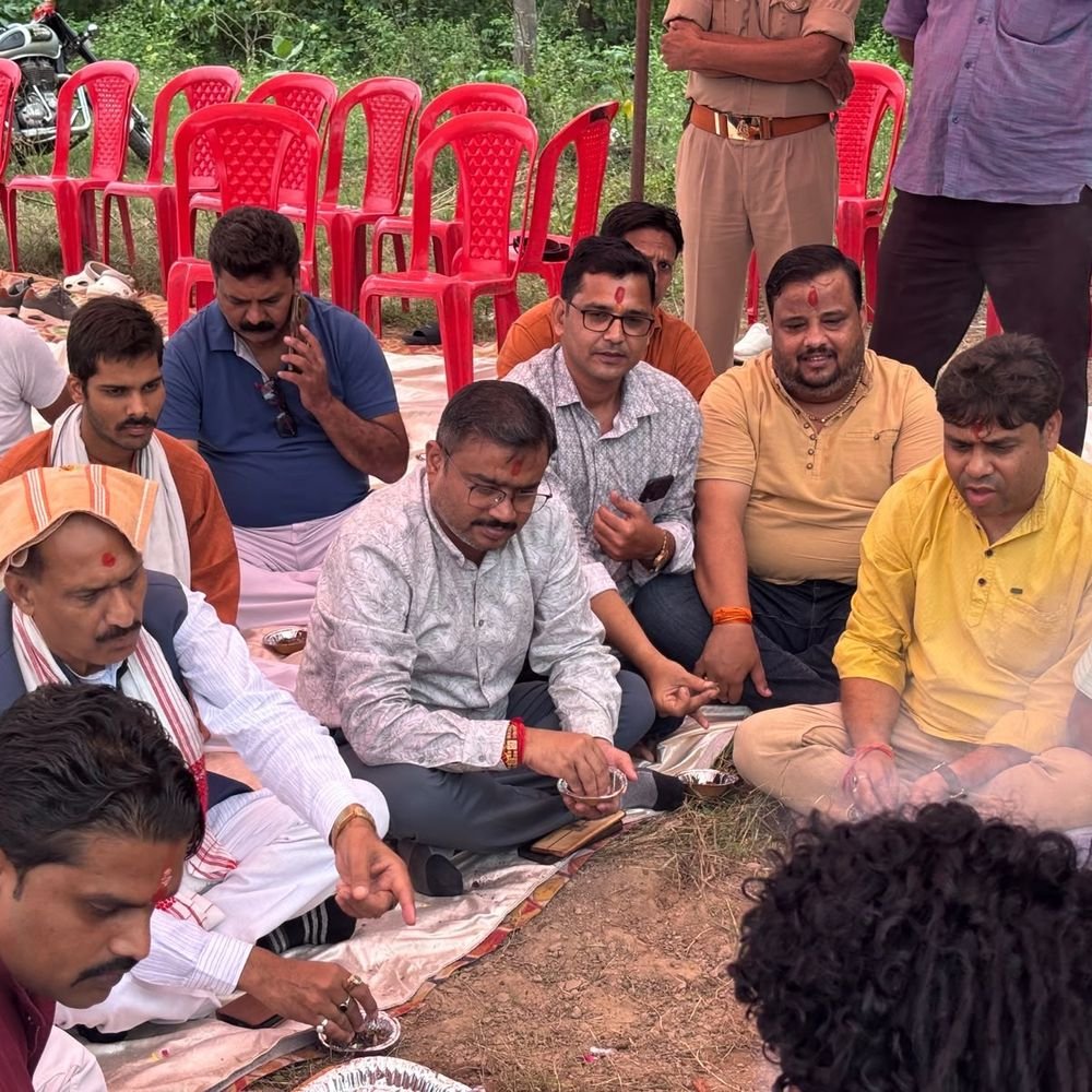 फिरोजाबाद में रामलीला मंचन का भूमिपूजन हुआ:ठा. बीरी सिंह कॉलेज परिसर में 3 से 23 अक्टूबर तक होगा आयोजन