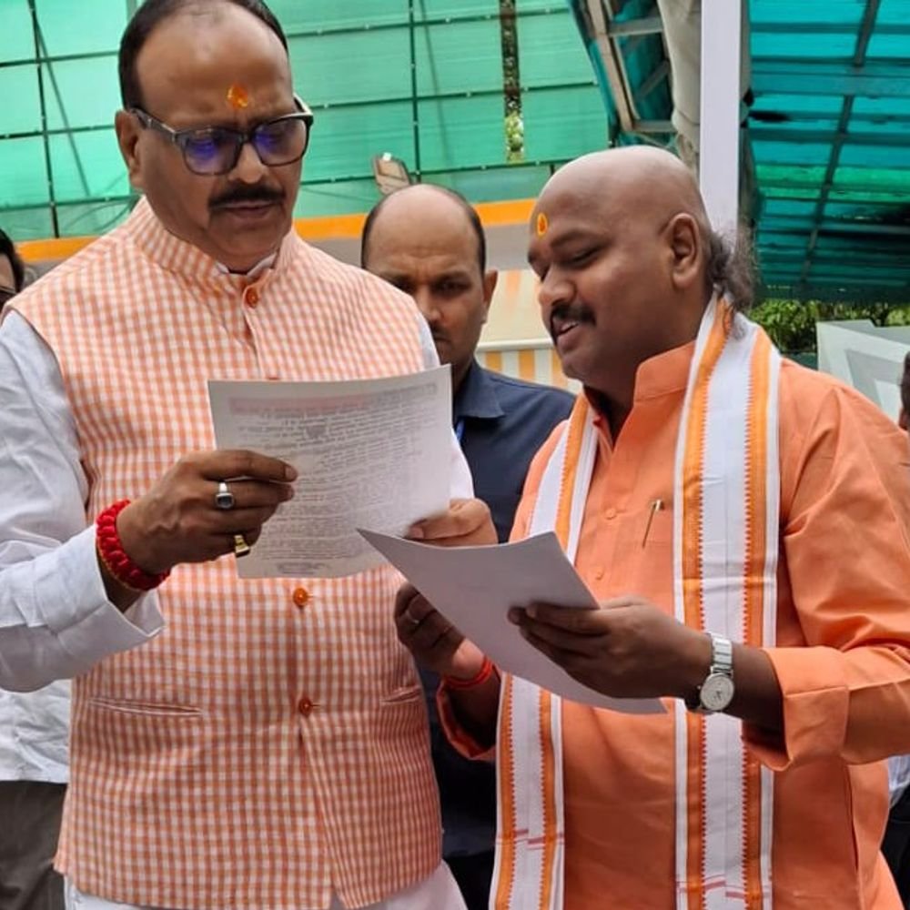 सोनभद्र अस्पताल की व्यवस्था सुधारने को उपमुख्यमंत्री को पत्र:एल-2 और एल-3 अस्पताल की कमियों की जांच कर कार्रवाई की मांग की