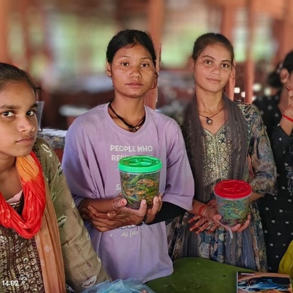 श्रावस्ती में फूड प्रोसेसिंग प्रशिक्षण कार्यक्रम:आत्मनिर्भर बनीं युवतियां, शुरू किया अचार का बिजनेस