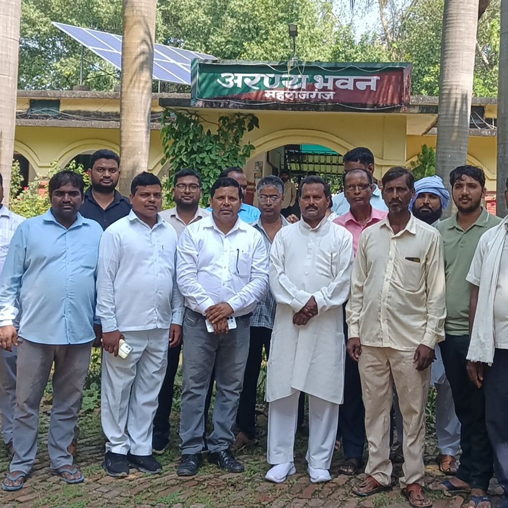 फुर्सतपुर बाजार में सड़क, नाली बनाने की मांग:ग्रामीणों ने वन विभाग को पत्र लिखकर 8 अक्टूबर से धरने की चेतावनी दी