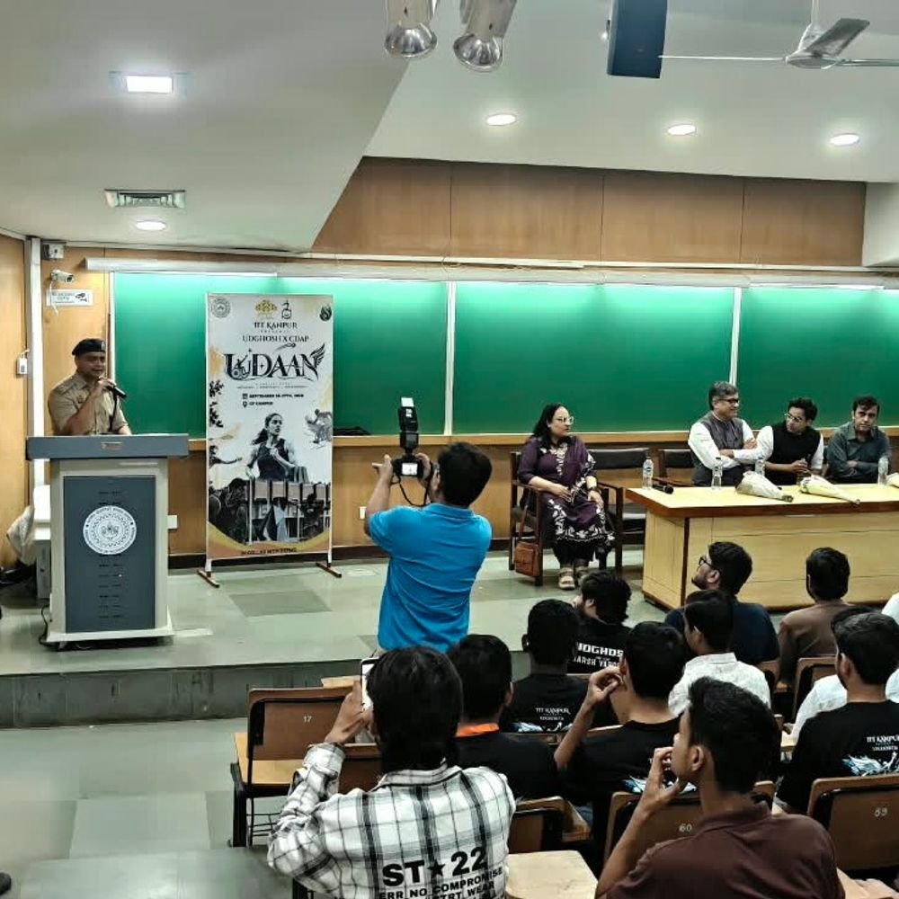 आईआईटी कानपुर में समापन समारोह:डीसीपी पश्चिम बोले- अनुशासन और मेहनत से लक्ष्य की ओर बढ़ें युवा