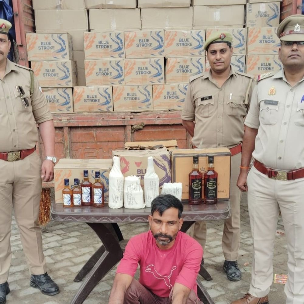 चंडीगढ़ से बिहार जा रही शराब मेरठ पुलिस ने पकड़ी:व्हाट्सएप कॉल के जरिए मिला था ऑर्डर, चालक बोला- कैंटर की किश्त करनी थी जमा