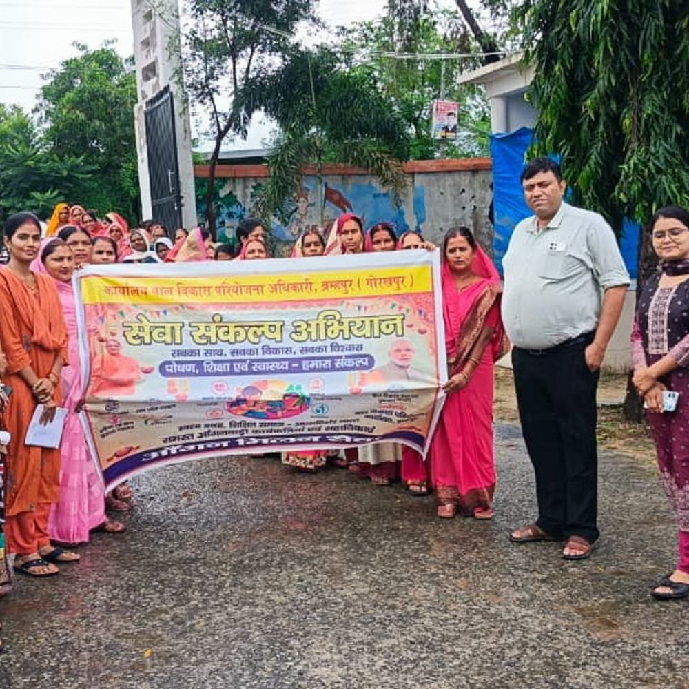 गोरखपुर में पोषण माह:ब्रह्मपुर में पोषण चौपाल के बाद रैली निकालकर किया जागरूक