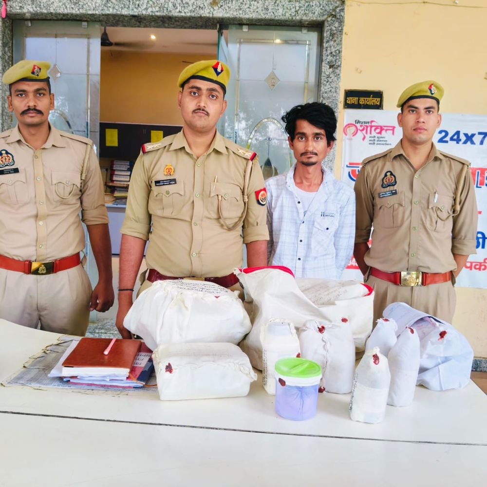 बरेली में घर में बन रही थी स्मैक, युवक गिरफ्तार:26.50 लाख की स्मैक और उपकरण बरामद, बदायूं में भी दर्ज हैं केस