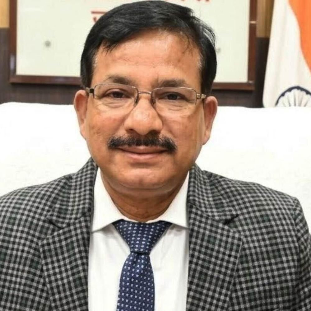 बहराइच में खराब मौसम को लेकर प्रशासन अलर्ट:जनहानि से लेकर फसल नुकसान की सूचना तुरंत देने के निर्देश