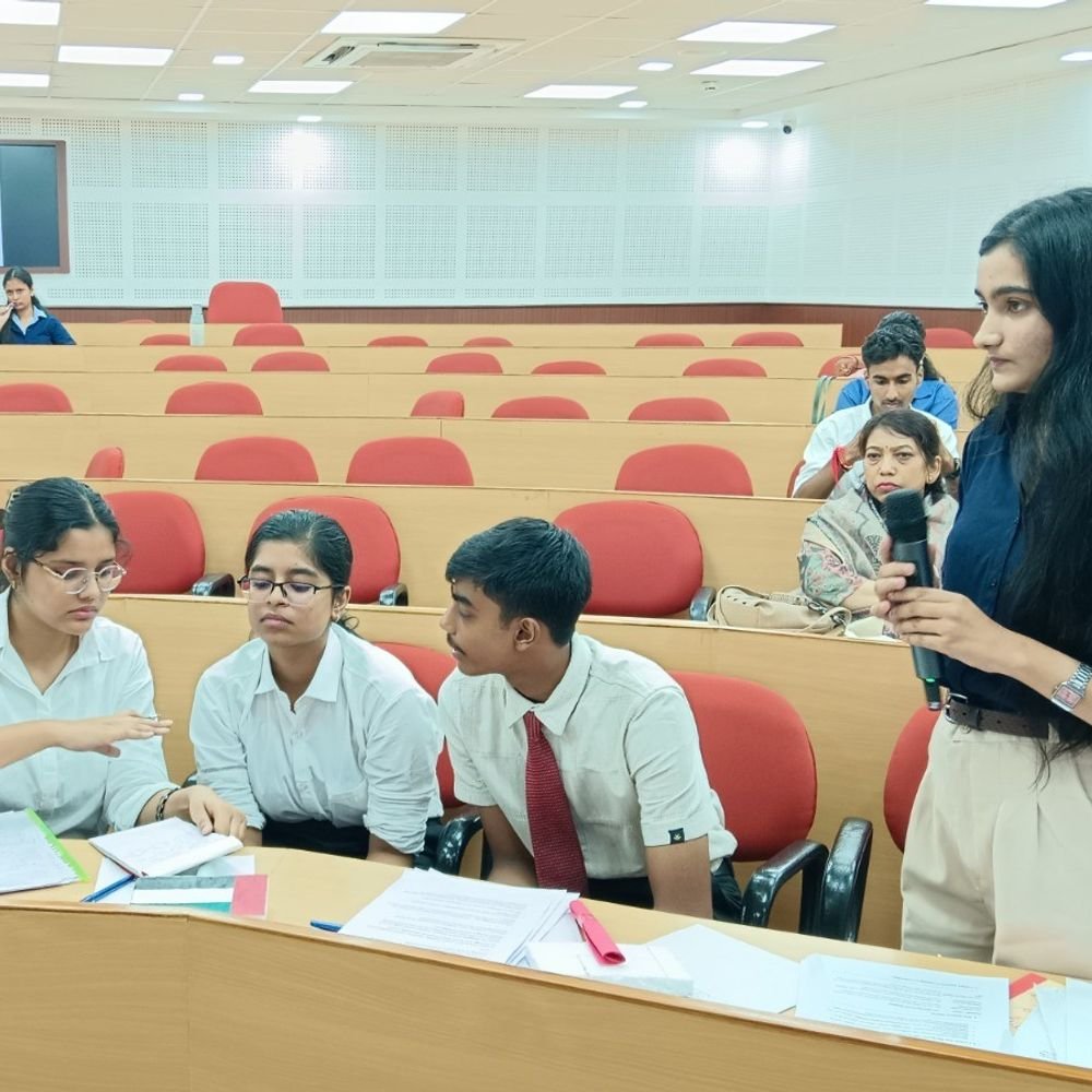 बुलंदशहर में जेपी एमयूएन 2.0 आयोजित:प्रतिनिधियों ने राजनयिकों की भूमिका निभाते हुए जलवायु रणनीतियों पर विचार-विमर्श किया