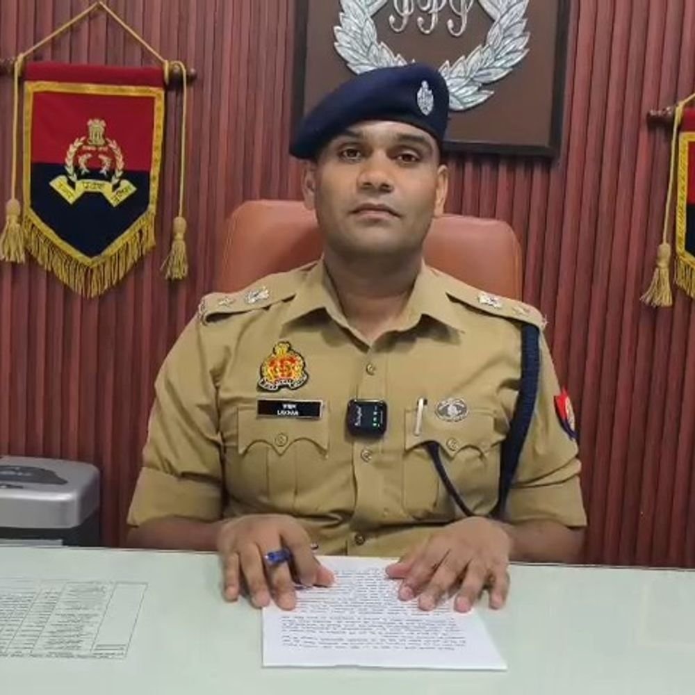 अमरोहा में 6 थाना प्रभारी बदले:53 पुलिसकर्मियों का तबादला, 6 इंस्पेक्टरों की बदली तैनाती