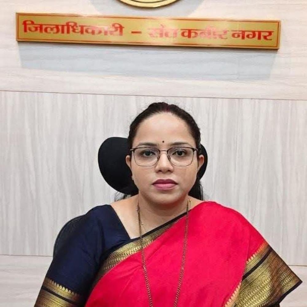 संतकबीरनगर में भारी बारिश के कारण स्कूल बंद:कक्षा 1 से 8 तक के सभी स्कूल शनिवार को बंद रहेंगे, शिक्षक मौजूद रहेंगे