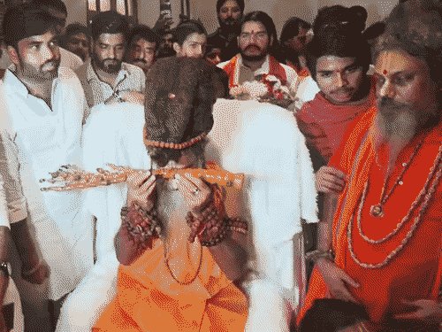 वाराणसी में सद्गुरु ऋतेश्वर महाराज का बड़ा बयान:योगी जी में PM बनने की दक्षता, हम चाहते है की देश में हो रामराज्य