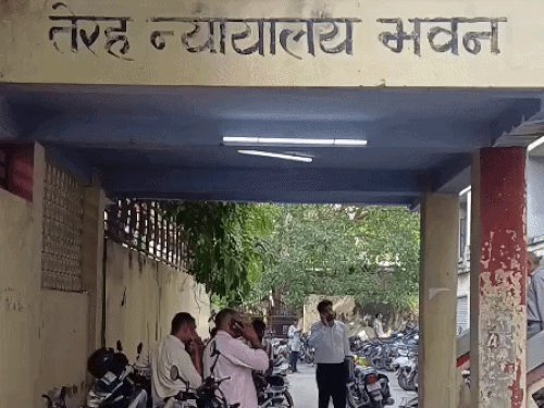 रोडरेज में मौत के बाद बॉक्सर का कोर्ट में सरेंडर:एसपी सिटी आवास के निकट हुई थी वारदात, पुलिस तलाशती रही, कोर्ट पहुंच गया आरोपी
