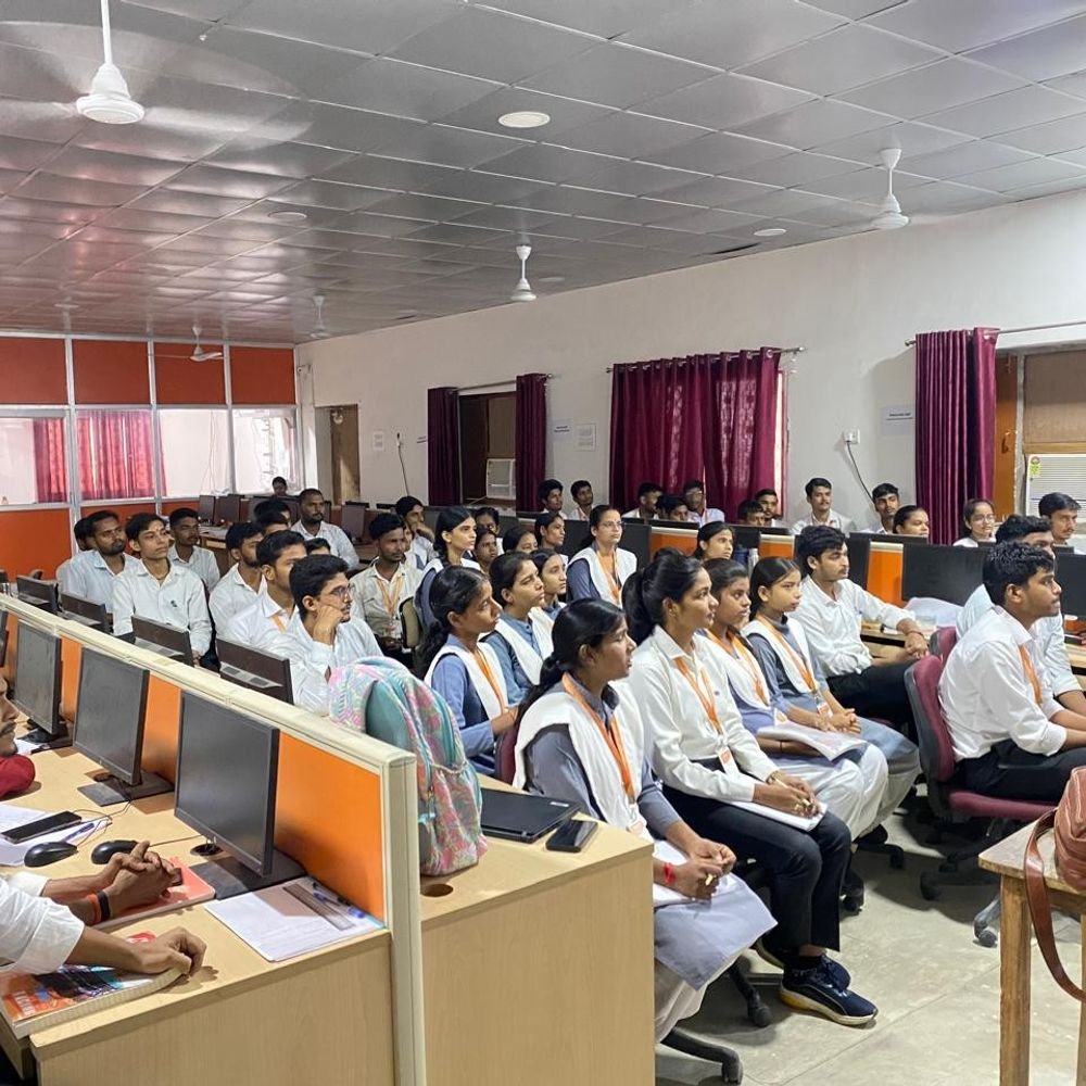 AI और रोबोटिक्स पर कार्यशाला:महाराणा प्रताप पॉलिटेक्निक में छात्रों ने 3D प्रिंटिंग और ड्रोन तकनीक सीखी