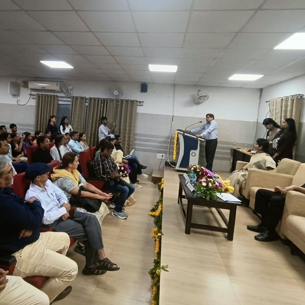 अल्मोड़ा आपदा से मिला प्रशासन का सबक:LU में अनूप पांडेय ने साझा किया अनुभव, जनभागीदारी पर दिया जोर