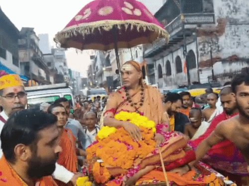 बैलेट पेपर पर पहले ही लगा था टिक!:शंकराचार्य अविमुक्तेश्वरानंद बोले- मेरा पहला वोट किसी और ने डाल दिया था,काशी में बटुकों ने किया स्वागत