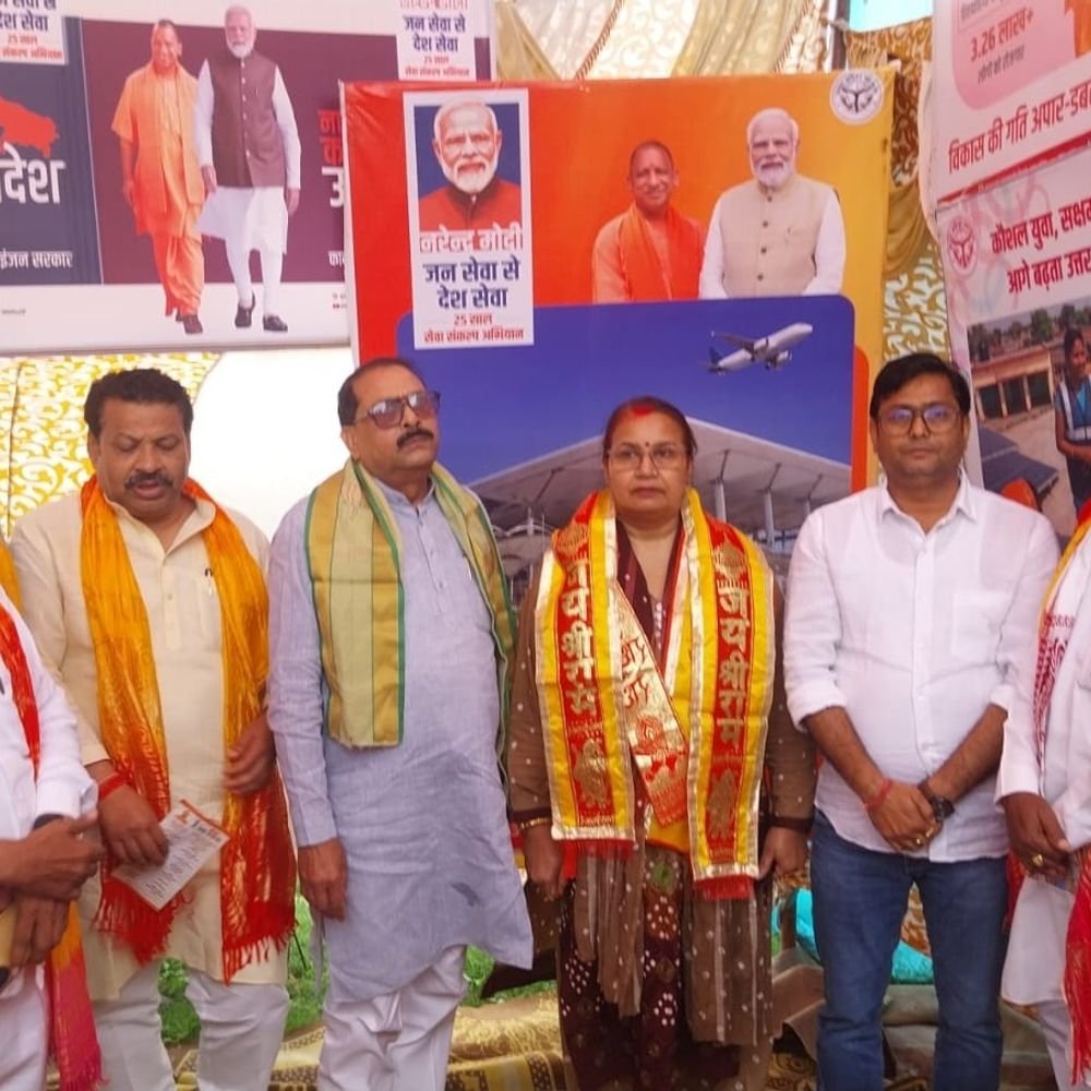हाथरस के दाऊजी महाराज मेले में प्रदर्शनी:सांसद-विधायकों ने किया शुभारंभ, सेवा संकल्प अभियान के तहत आयोजन