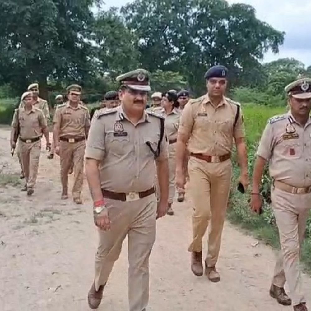 बदायूं में प्रेमी युगल को पकड़कर पीटा:आपत्तिजनक हालत में पकड़े गए थे, 3 आरोपी गिरफ्तार