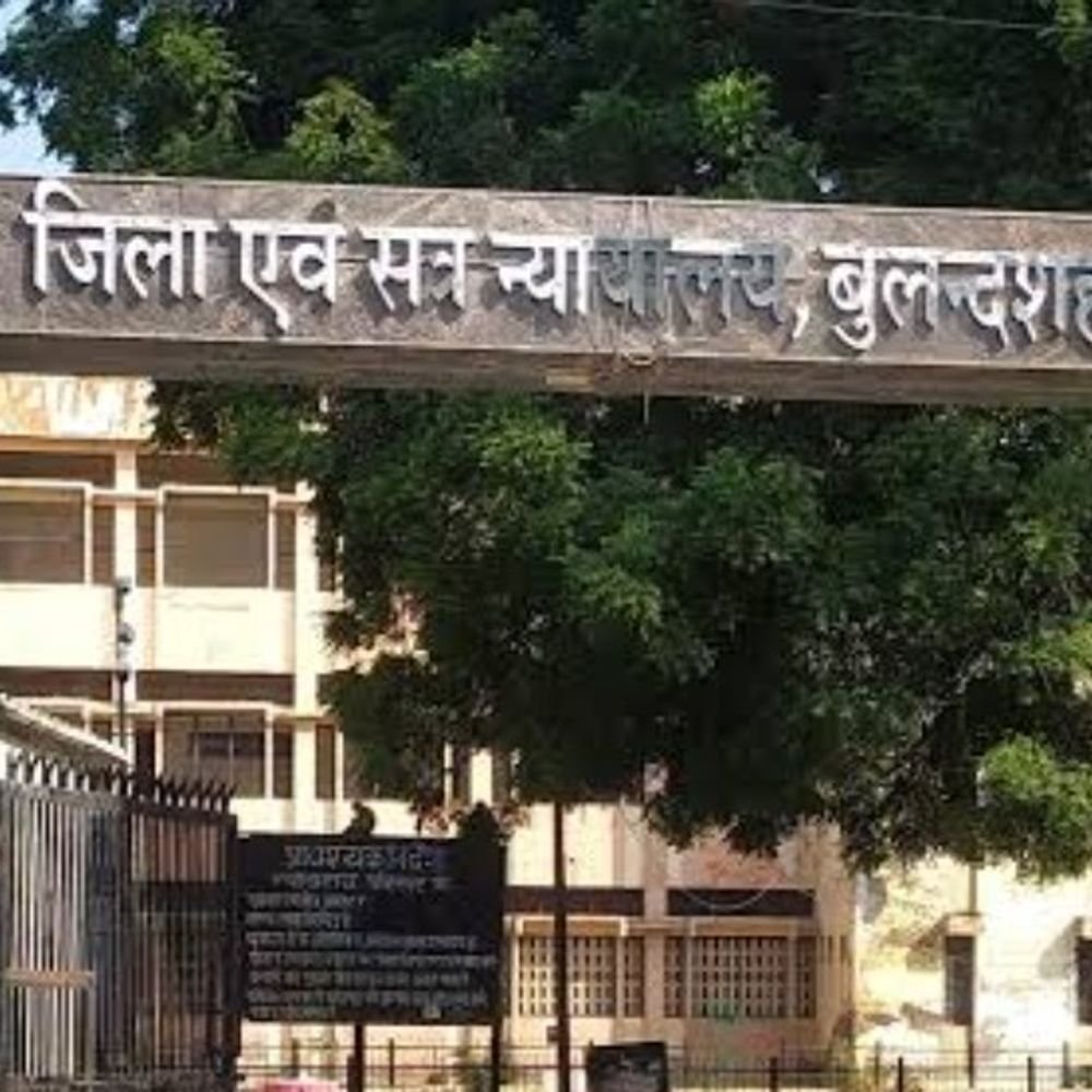 16 साल पुराने डकैती मामले में 10 साल की जेल:45 हजार रुपये जुर्माना, 2008 में हथियार दिखाकर घर में हुई थी डकैती