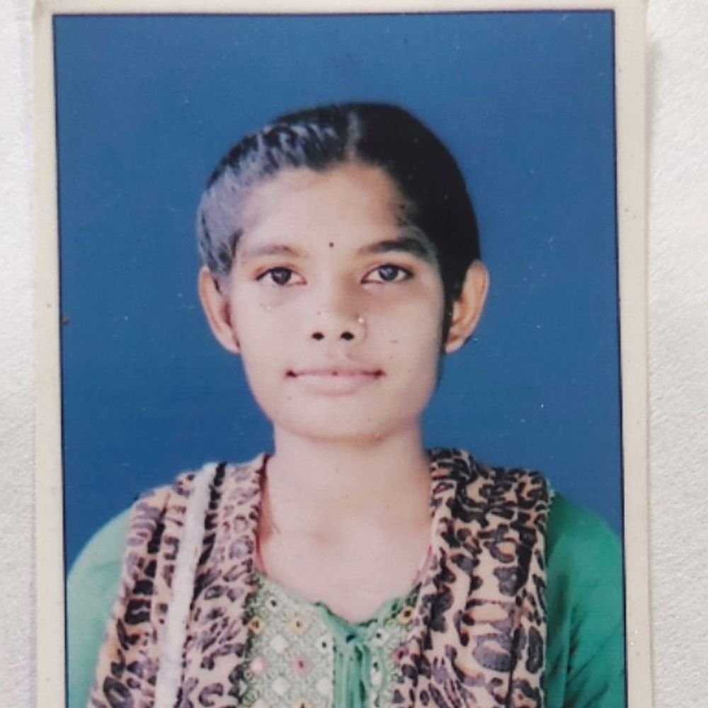 सांप के डसने से 10 वीं की छात्रा की मौत:बांदा में इलाज के दौरान मौत, परिवार में पसरा मातम