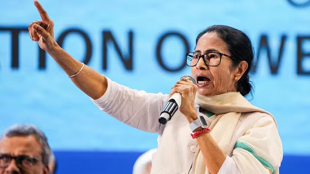 ममता का बड़ा बयान, चुनाव चिह्न छिना तो बोलीं- ‘काला दिन’