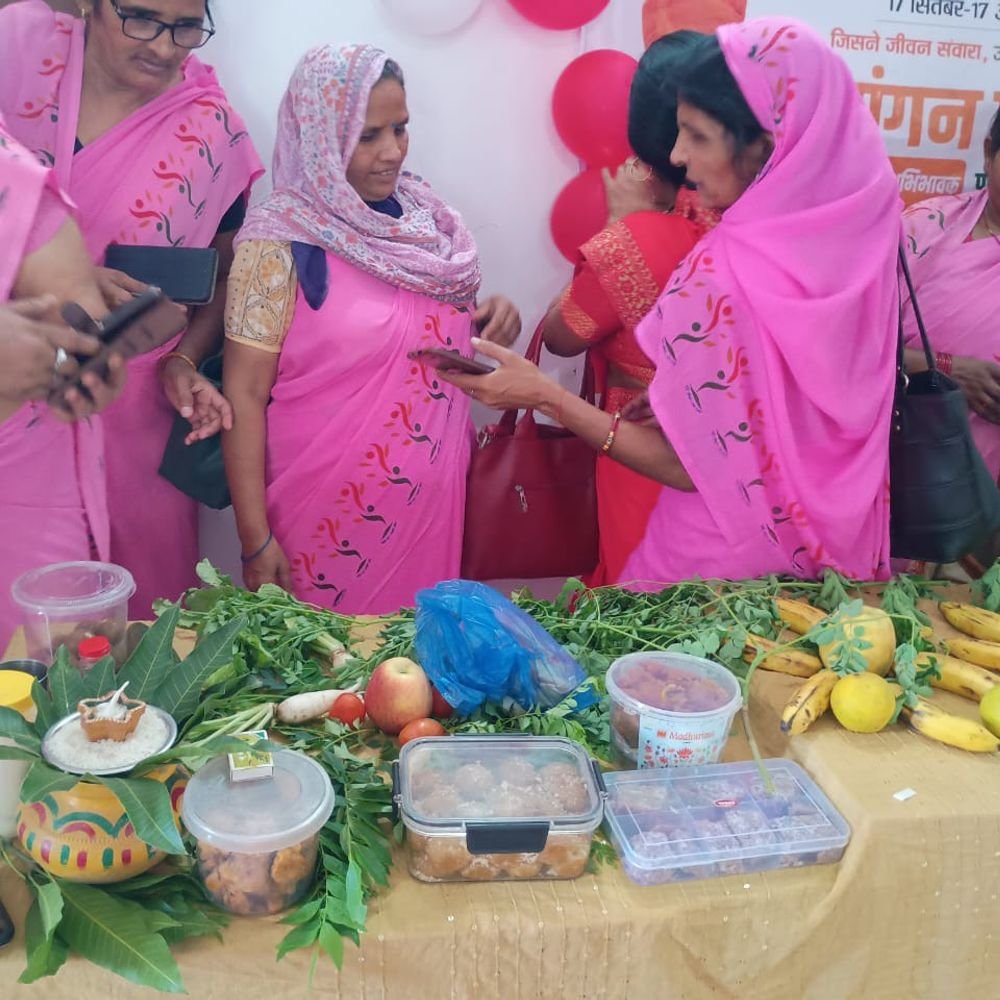 अभियाकला आंगनबाड़ी केंद्र पर गोदभराई और अन्नप्राशन हुआ:सेवा संकल्प अभियान के तहत बाल विकास विभाग ने गांव-गांव कार्यक्रम शुरू किए
