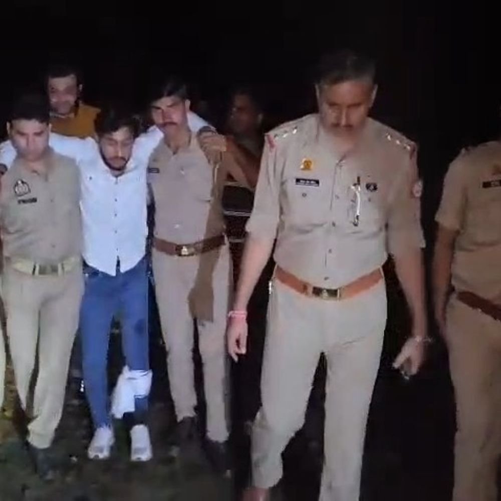 सहारनपुर में गोकशों से पुलिस की मुठभेड़:बेहट में गोकशी की कोशिश कर रहे थे कोशिश, एक के पैर में लगी गोली, एक फरार