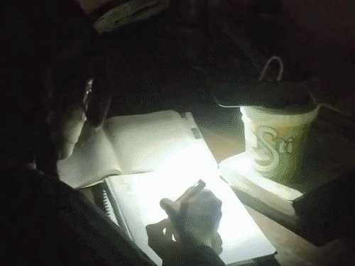सुल्तानपुर में बारिश थमी, बिजली आपूर्ति प्रभावित:बच्चे मोबाइल की रोशनी में पढ़ने को मजबूर, फसलें भी गिरीं
