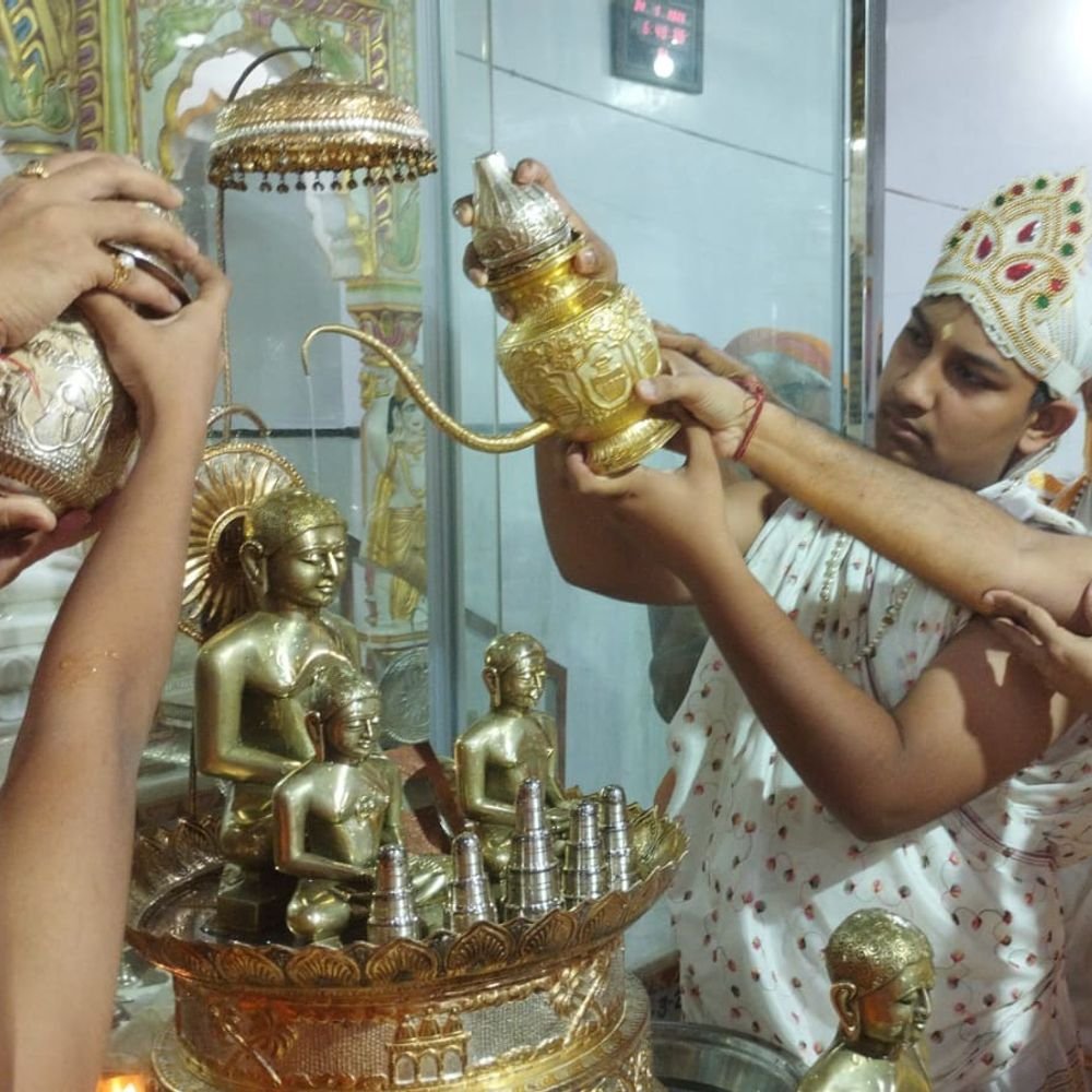 रामपुर में 10 दिवसीय दशलक्षण पर्व का समापन:पूजा-अर्चना के साथ उत्तम ब्रह्मचर्य की आराधना