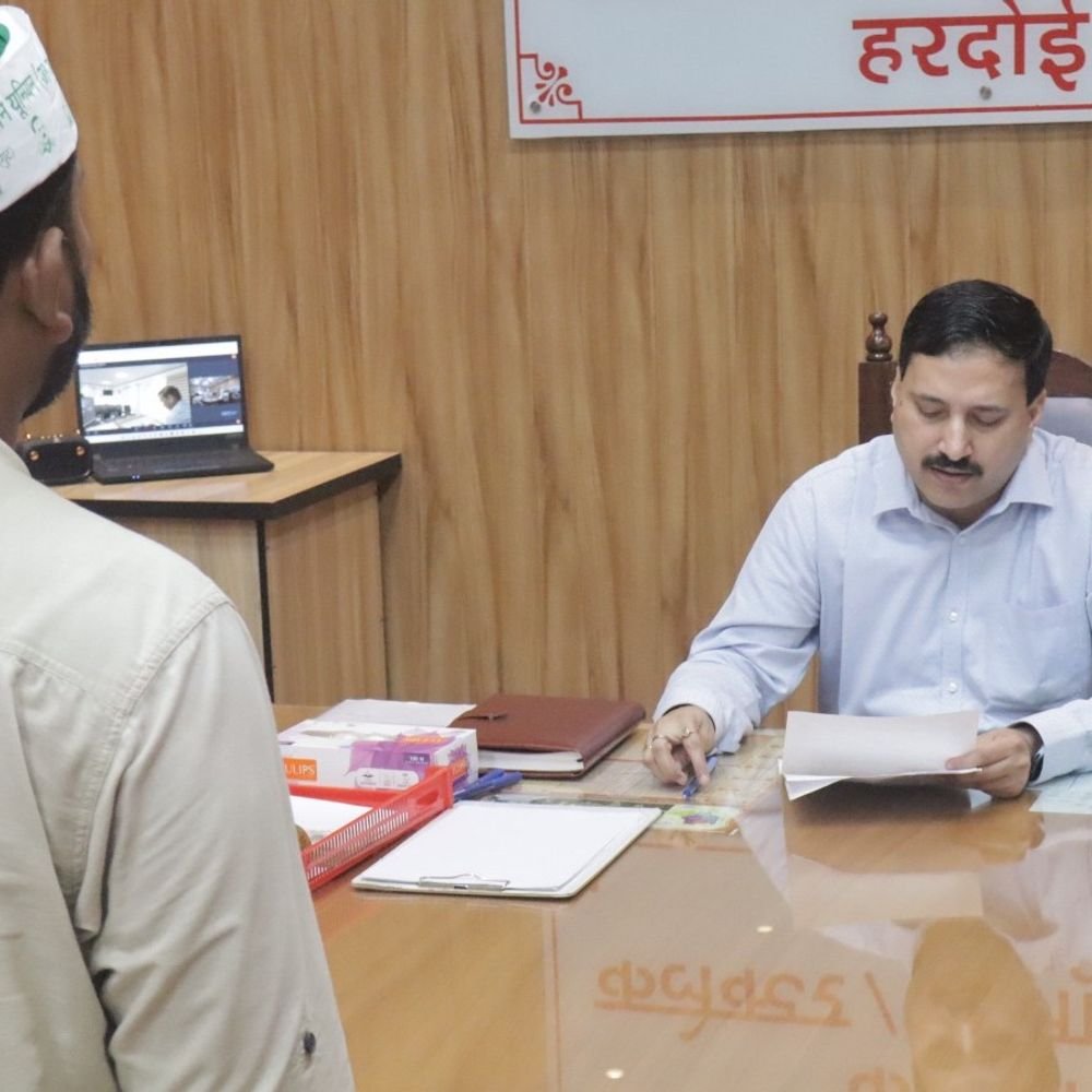 डीएम राहुल पांडेय ने गिनाईं प्राथमिकताएं:बोले- सरकारी जमीन पर कब्जा मिला तो होगी कार्रवाई, जल्द दिखेंगे जमीन पर सकारात्मक बदलाव,