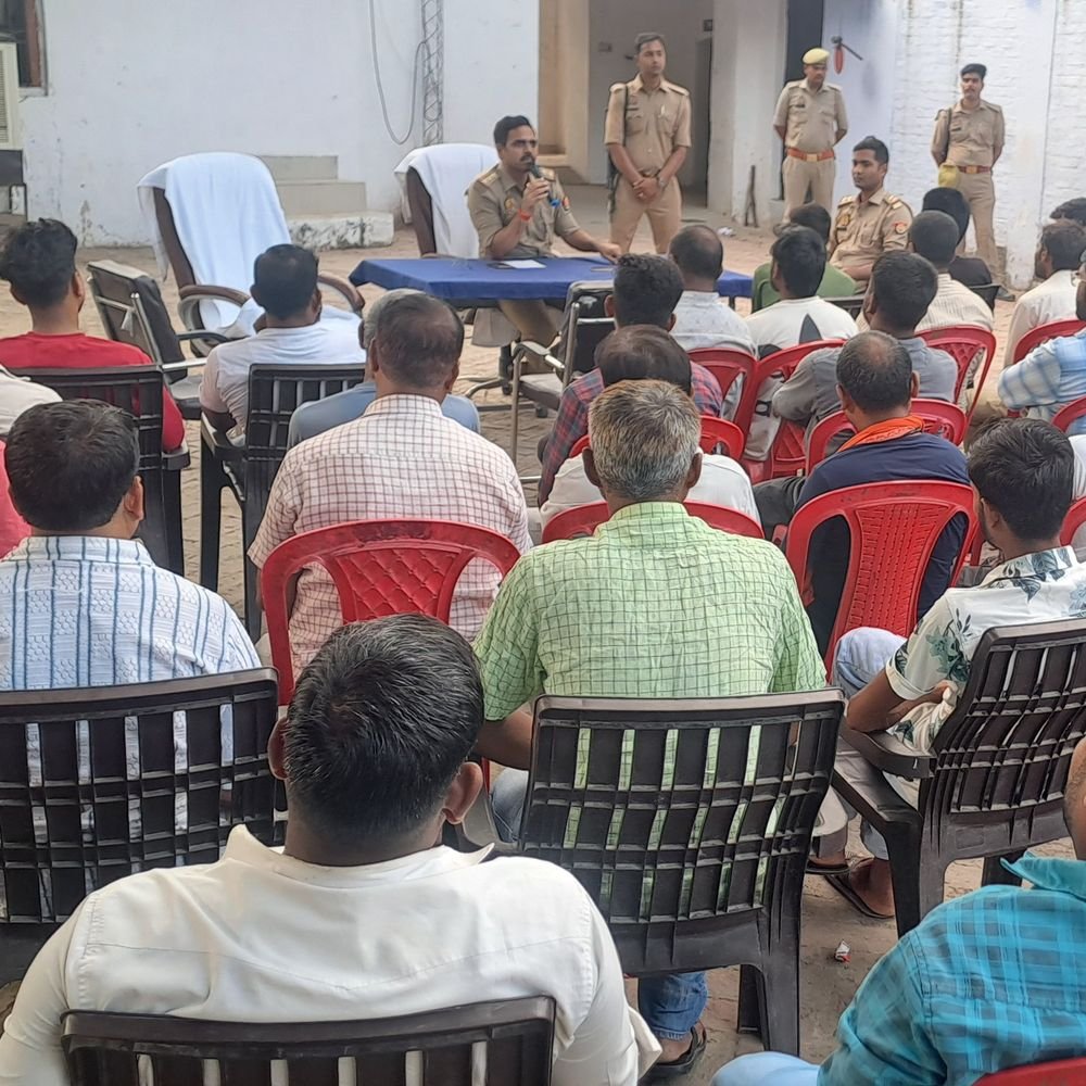 बलरामपुर में जुलूसों में DJ और ऊंची झांकी पर रोक:प्रशासन ने ध्वनि प्रदूषण रोकने और सुरक्षा के लिए नई SOP लागू की