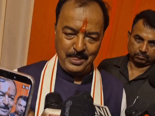 अलीगढ़ में डिप्टी सीएम का विपक्ष पर वार:साइकिल एडवांस में पंक्चर, रथ भी जनता पंक्चर करेगी: केशव मौर्य