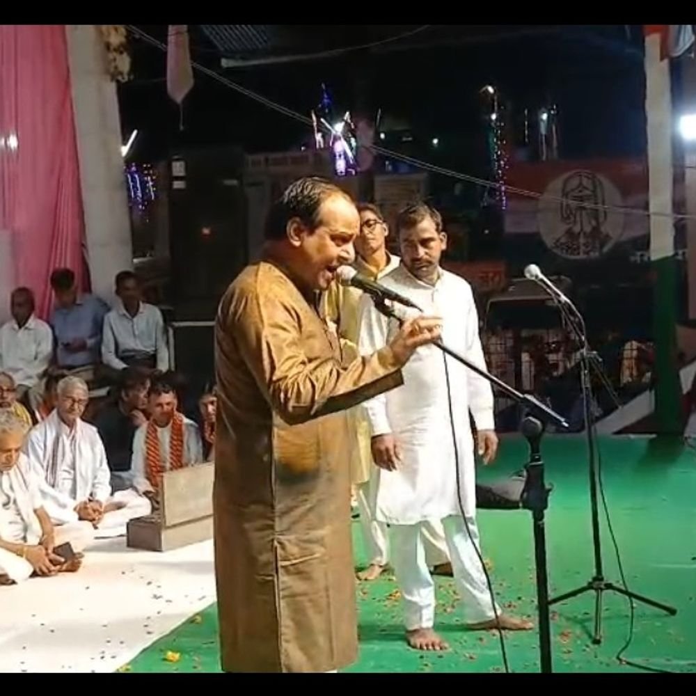 हाथरस के दाऊजी मेले में विराट रसिया दंगल शुरू:सांसद ने किया शुभारंभ, सोमवार सुबह तक चला कार्यक्रम