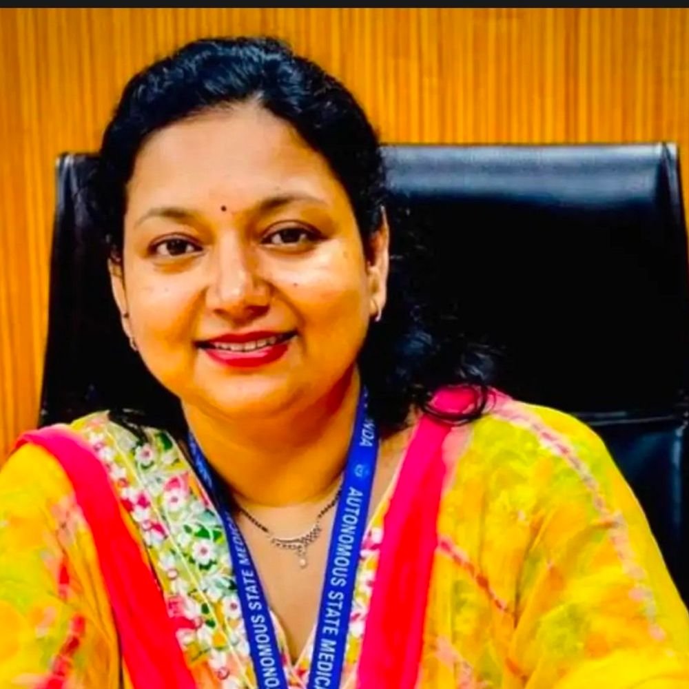 गोंडा मेडिकल कॉलेज में कार्यवाहक प्राचार्य बदले:डॉ. बीना सिंह हटाईं गईं, जालौन मेडिकल कॉलेज के डॉ. संतोष वर्मा को मिली जिम्मेदारी