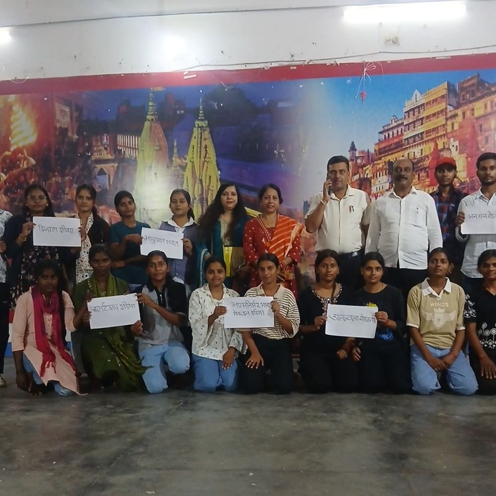 जगतपुर कॉलेज में नुक्कड़ नाटक व प्रतियोगिताएं:छात्रों ने सरकारी योजनाओं, सांस्कृतिक विरासत के प्रति किया जागरूक
