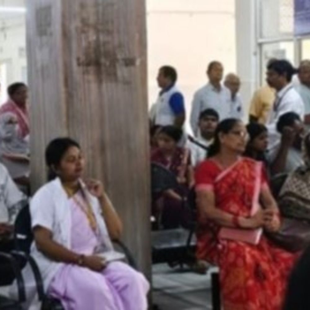 गोरखपुर रेलवे चिकित्सालय में स्वास्थ्य संगोष्ठी:विश्व हृदय दिवस पर जागरूकता कार्यक्रम, संतुलित आहार व व्यायाम की सलाह