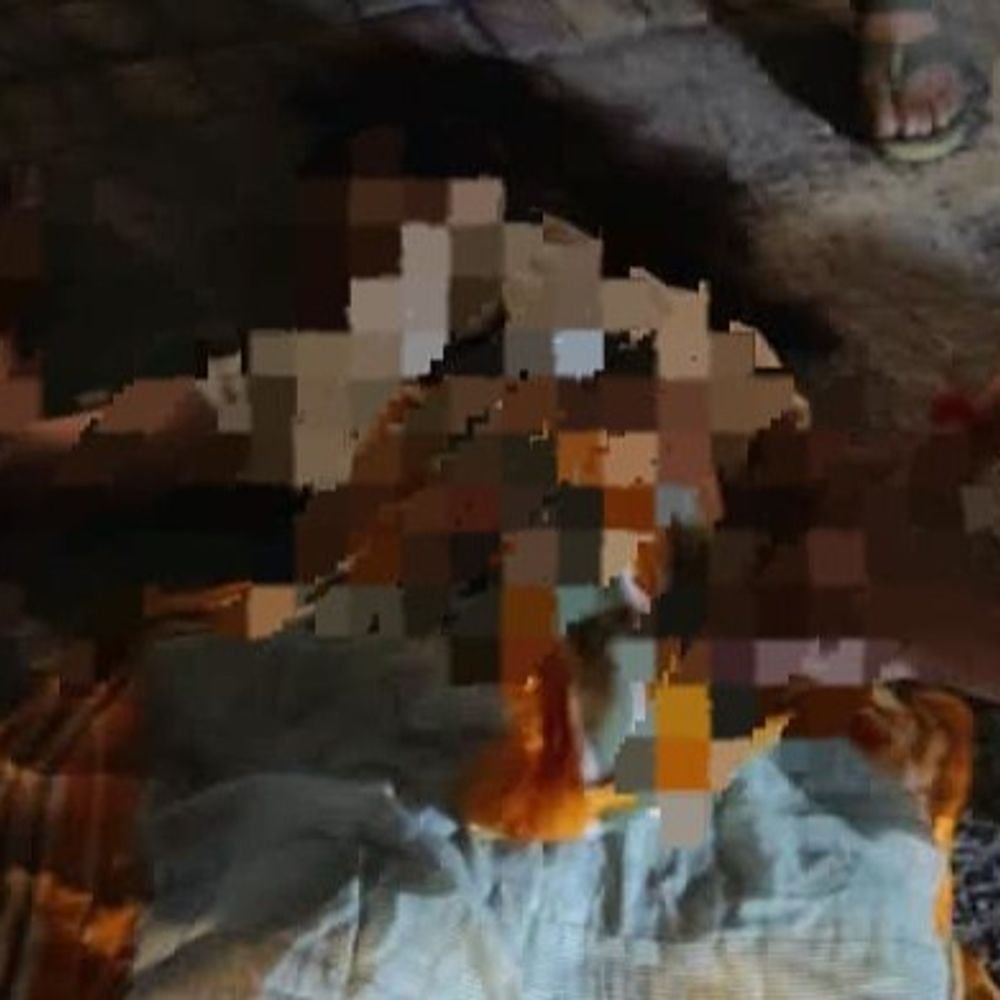12वीं मंजिल से गिरकर गोल्ड मेडलिस्ट छात्रा की मौत:गाजियाबाद में फ्लैट में माता-पिता भी मौजूद थे, नीचे गिरने की आवाज सुनकर पहुंचे गार्ड