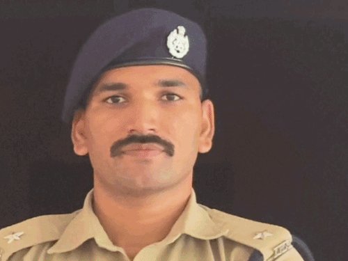 आजमगढ़ में 5 CO के कार्यक्षेत्र बदले:आस्था जायसवाल को लालगंज, ईश्वर लाल गुर्जर को सदर की जिम्मेदारी