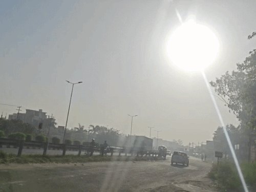 मेरठ में आज से फिर बढ़ेगी उमस और गर्मी:34 डिग्री तक पहुंचेगा तापमान, सुबह शाम महसूस होगी हल्की ठंड