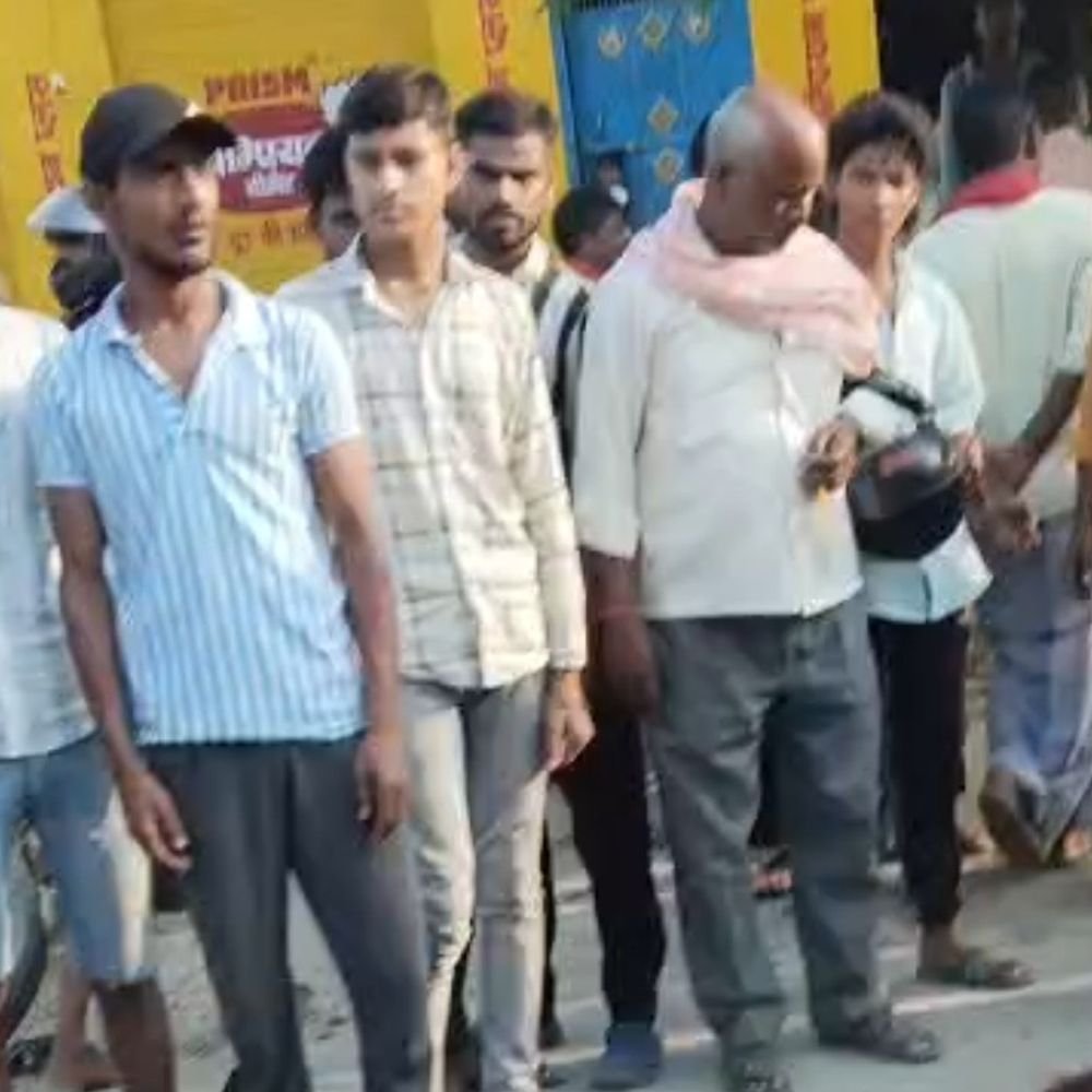 चंदौली में दो बाइकों की टक्कर में युवक की मौत:26 दिन बाद होनी थी शादी, बहन को ससुराल छोड़ने जा रहा था
