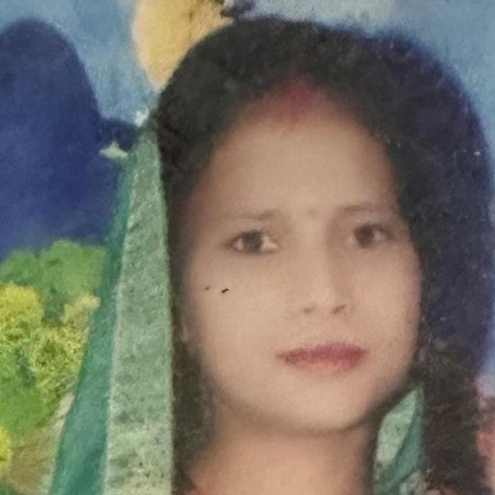 पति की डांट से नाराज विवाहिता ने फांसी लगाई:पीलीभीत में साड़ी के फंदे से लटका मिला शव, 2 बच्चों की मां की मौत