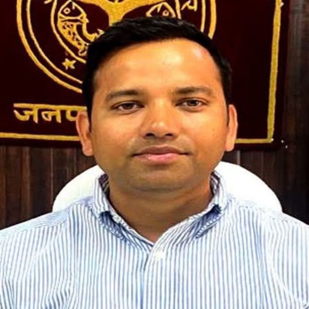 जनगणना-2027 के लिए मोबाइल से स्व-गणना की सुविधा:भदोही में 16 से 30 नवंबर तक डीएम ने की अपील