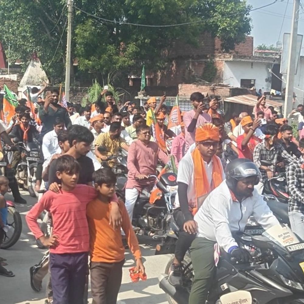 कासगंज में सेवा संकल्प यात्रा का स्वागत:विधायक हरिओम वर्मा बोले- 2027 में फिर बनेगी भाजपा सरकार