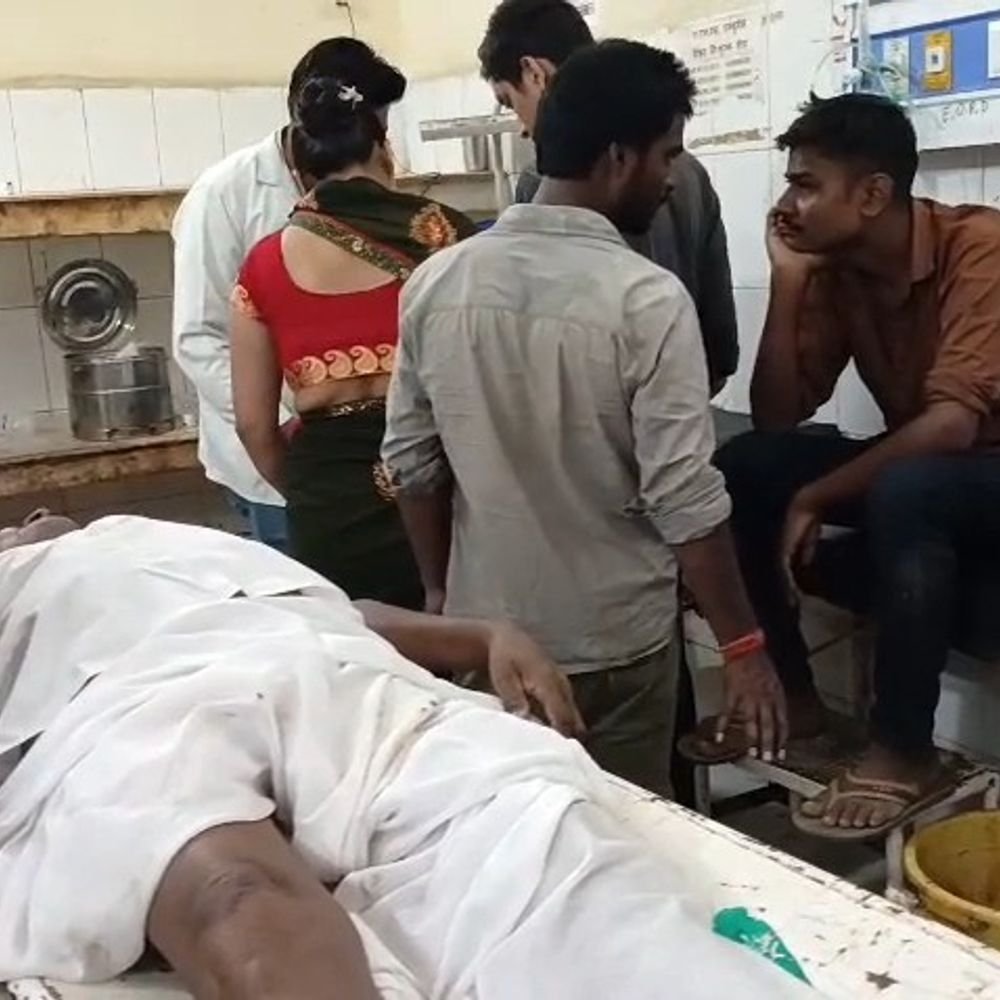 नैमिषारण्य दर्शन करने आए बुजुर्ग की मौत:जिला अस्पताल पहुंचने से पहले गई जान, आंध्र प्रदेश से सीतापुर आया था भक्तों का जत्था