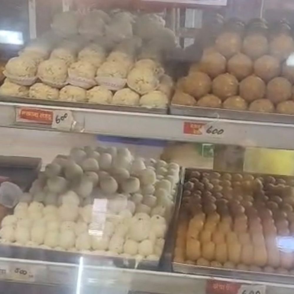 खुली मिठाइयों पर 15 अक्टूबर से लिखनी होगी 'यूज-बाय डेट':नियम नहीं मानने पर होगी कार्रवाई, ग्राहकों को मिलेगी ताजी मिठाई की जानकारी